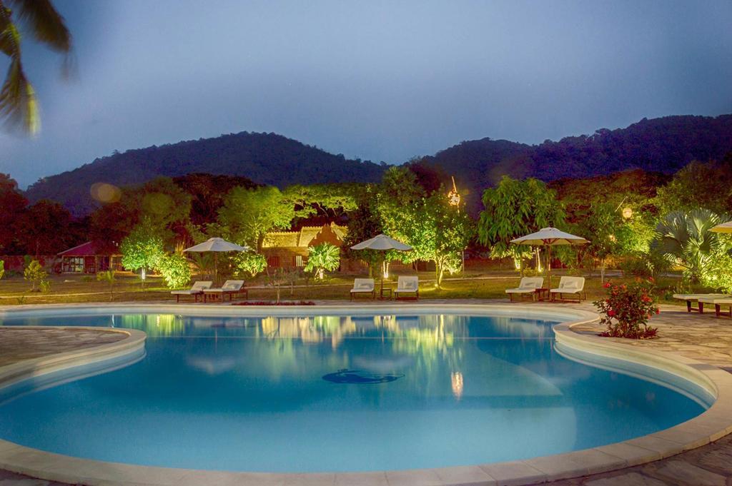 קפ Le Flamboyant Resort מראה חיצוני תמונה